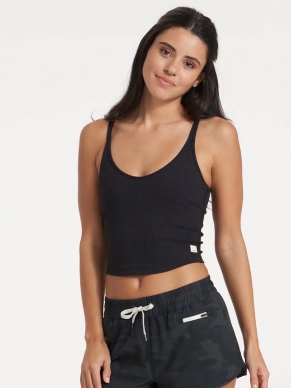 vuori ribbed crop tank size M
